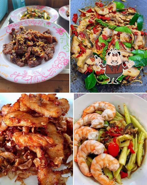 ครัวริมห้วย