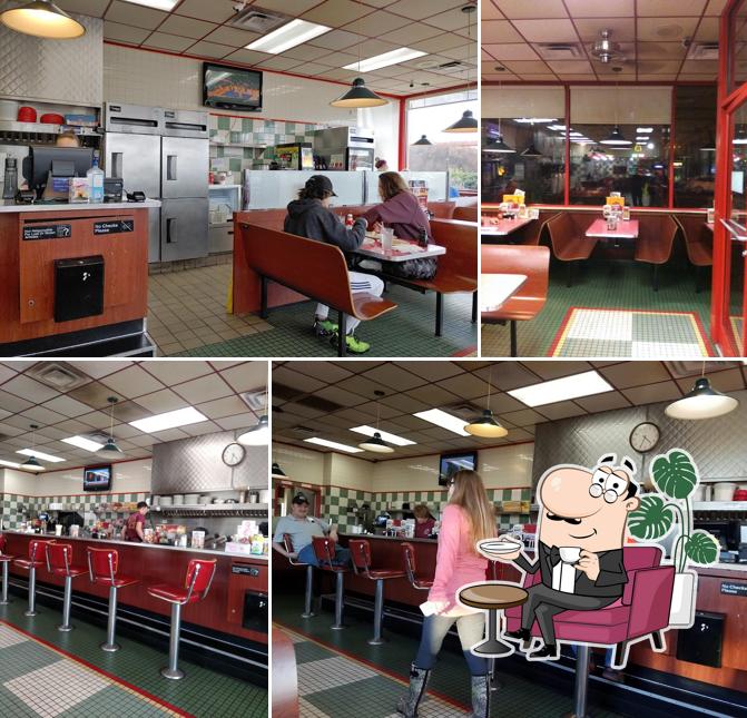 Huddle House