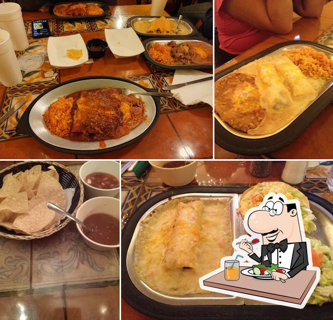 Casa Blanca Restaurant Mexican • Tex-Mex