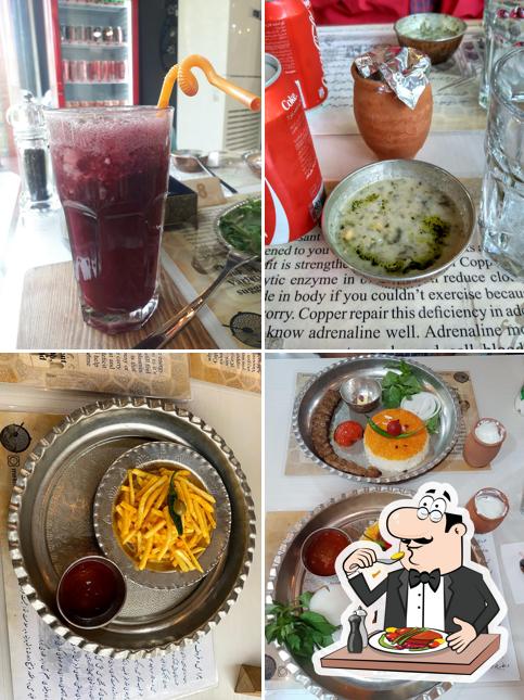 MesMes Cafe Restaurant