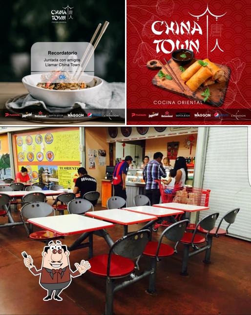 China Town ''Comida china''