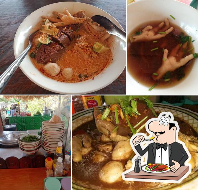 ร้านก๋วยเตี๋ยวเรือ/ไก่&อาหารตามสั่ง