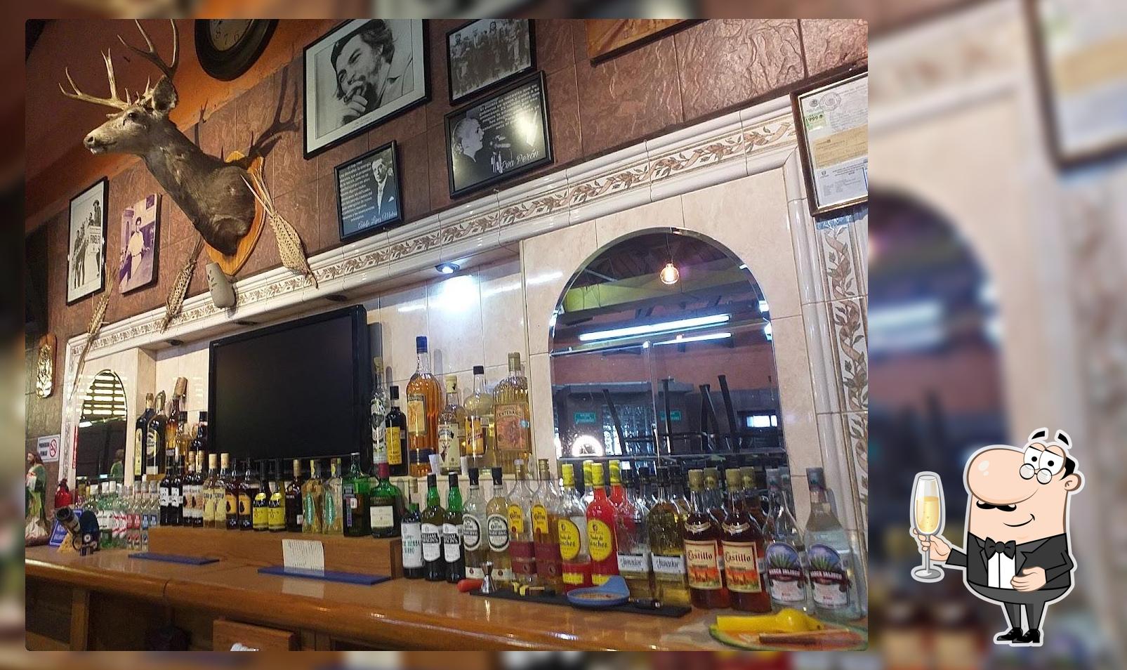 La Cabaña Bar
