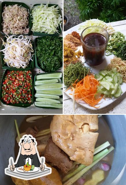 ข้าวยำคนหมุย