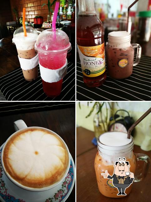 ร้านฮักกั๋นกาแฟสด