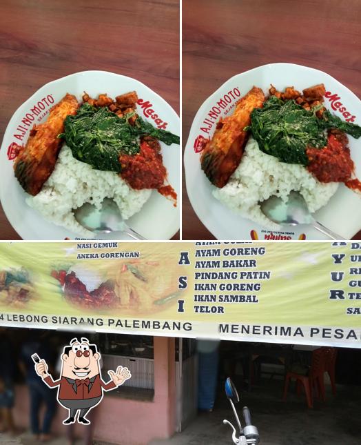 RUMAH MAKAN BU TUMIRAN
