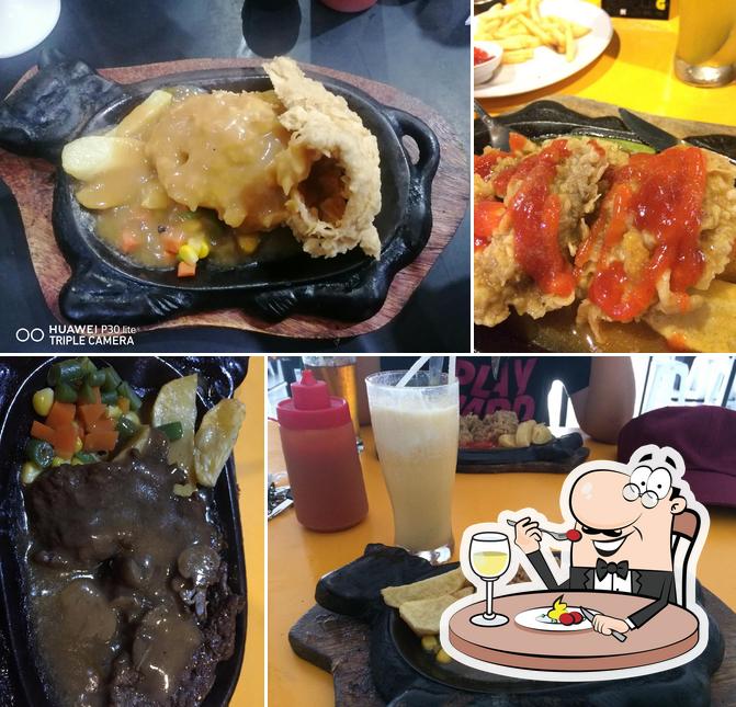 Waroeng Steak and Shake