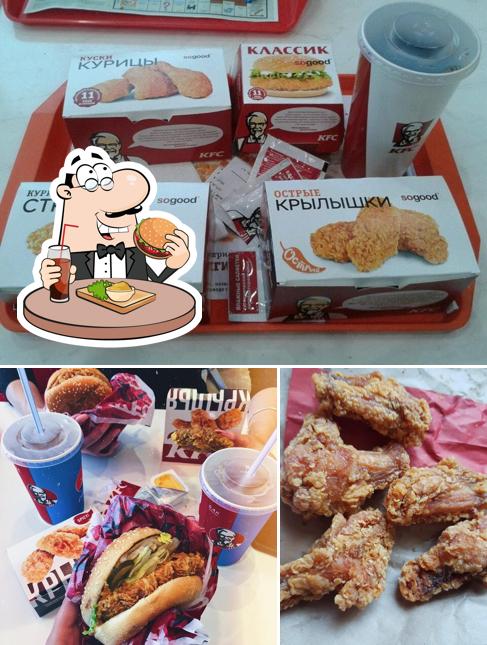 Попробуйте гамбургеры в "Rostic's"