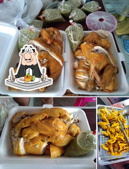 ร้านไก่ต้มซิ่ง BY.ปลั๊ก เว้ยเห้ย (ไก่ที่นุ่มที่สุดในย่านสามพราน)
