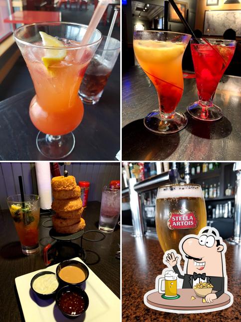 Red Robin Gourmet Burgers and Brews