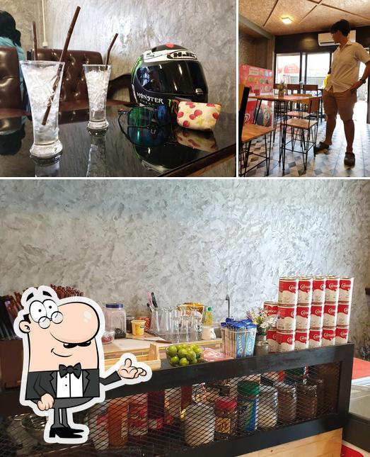 Baan Ya cafe's บ้านย่าคาเฟ่ - Inburi