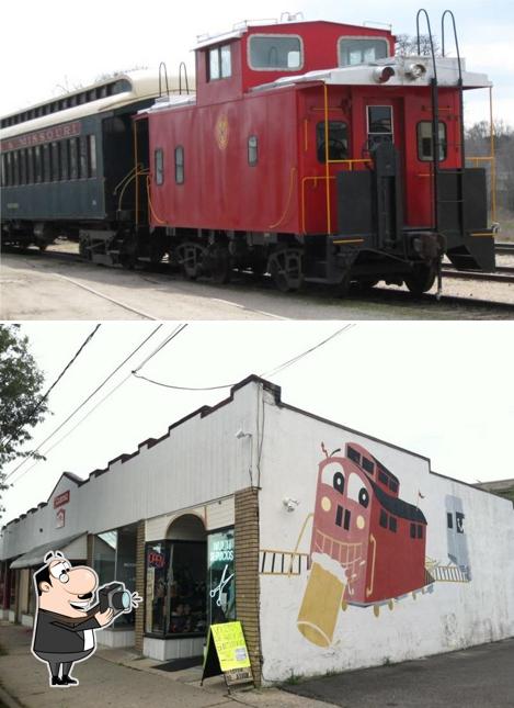 Caboose Pub