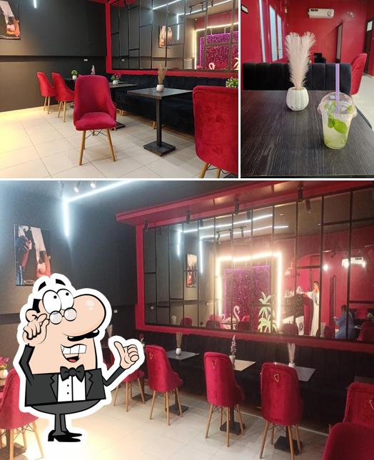 mani club