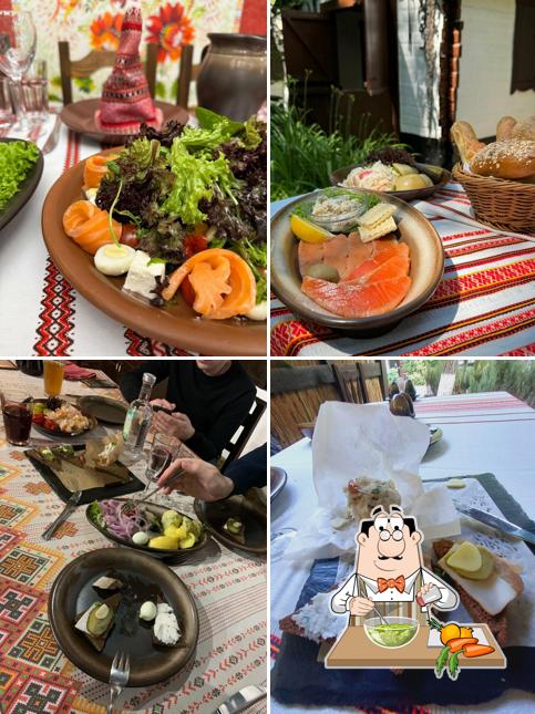 Салат из морских водорослей в "Княже Втиха"