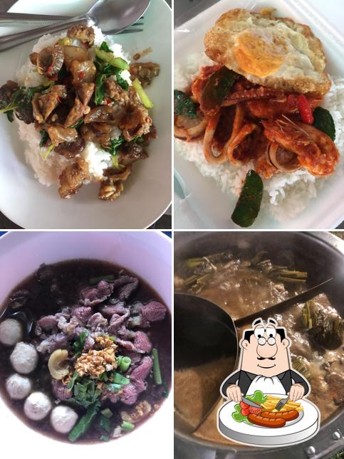 ก๋วยเตี๋ยวเนื้อเอ็นตุ๋น-หมูน้ำตก ต้มยำ อาหารตามสั่ง