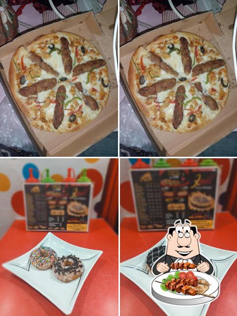 X Bite Pizza Burger