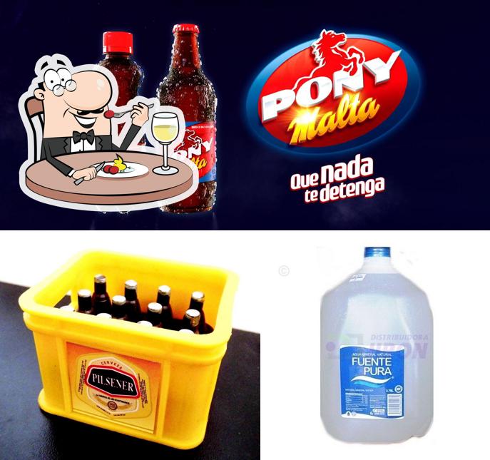 La Bodeguita "Venta de Cerveza Al Por Mayor & Menor"