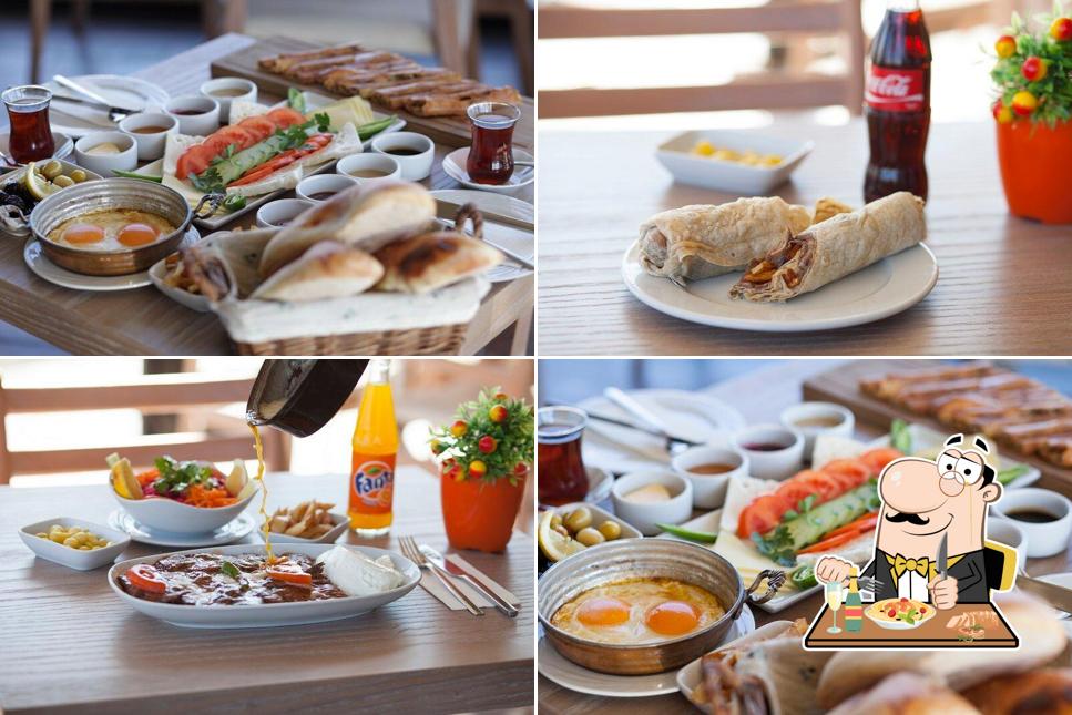 By Sam - Et Restaurant