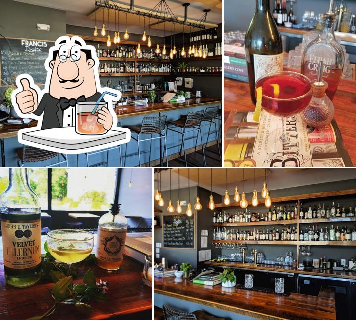 Bar Francis