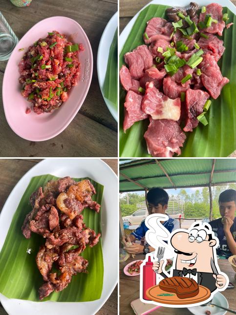 ลาบร้อยเอ็ดหน้าคำรุ่งรีสอร์ท