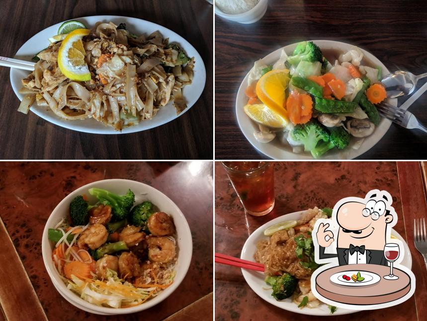 Tuk Tuk Thai Cafe