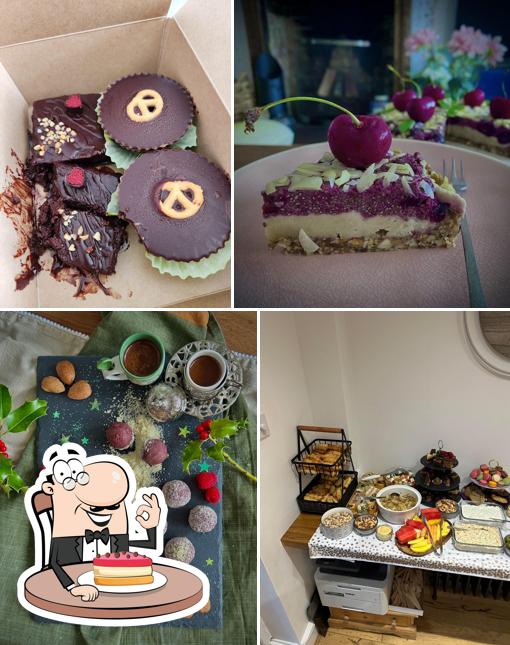 CakeMeHappyyy by Mell