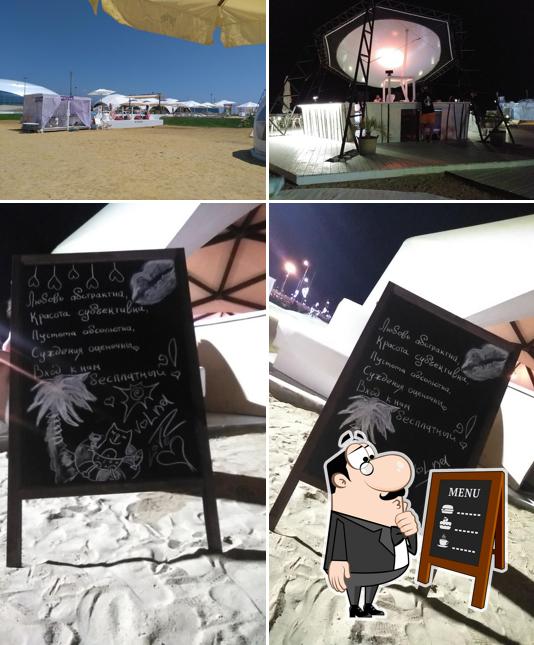 Volna Beach Bar