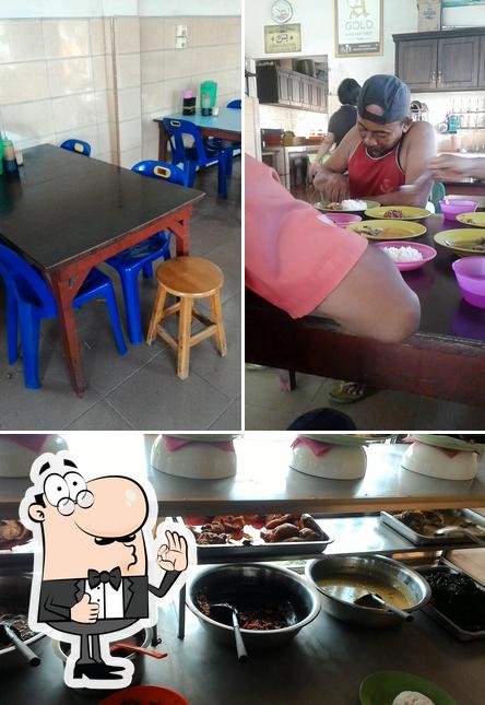 RUMAH MAKAN BATU MURDI