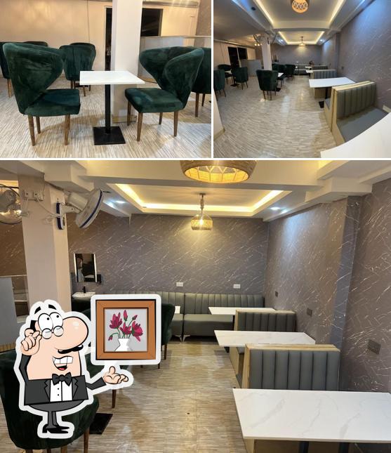Cafe illeys and Restaurant