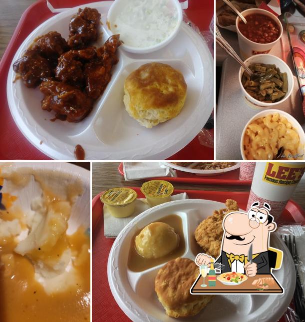 Lee's Famous Recipe Chicken