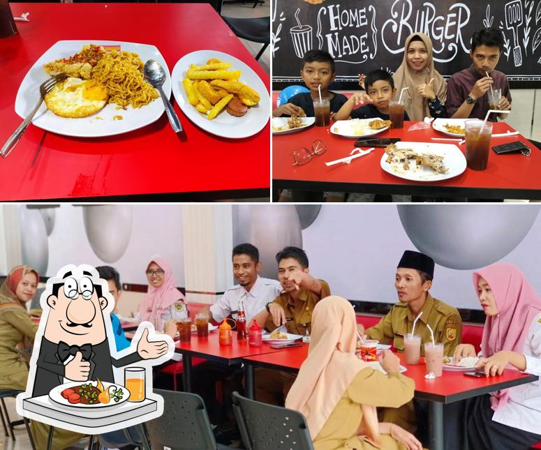 Rocket Chicken Slogohimo