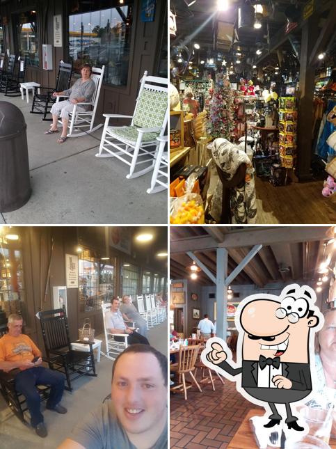 Cracker Barrel Old Country Store