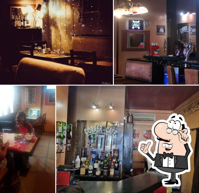 Corner Café