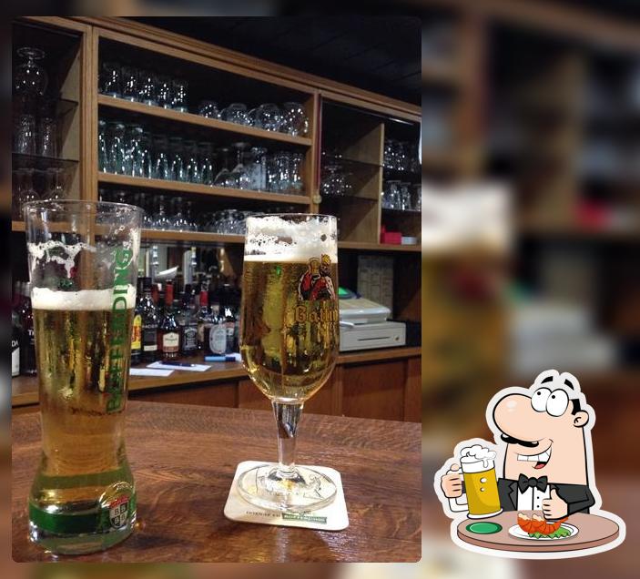 Lucilia Bar