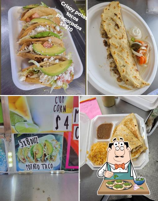 Pupusas / taqueria