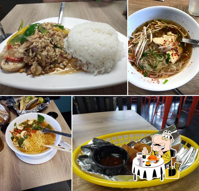 Duke's Pad Thai