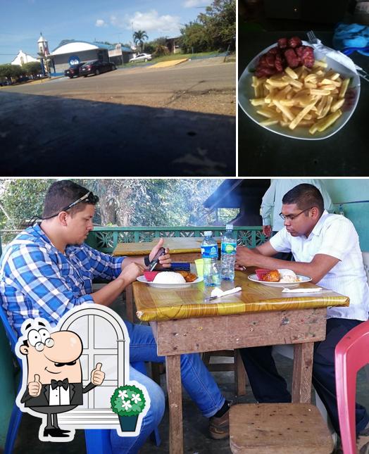 Fda. 4 Esquina