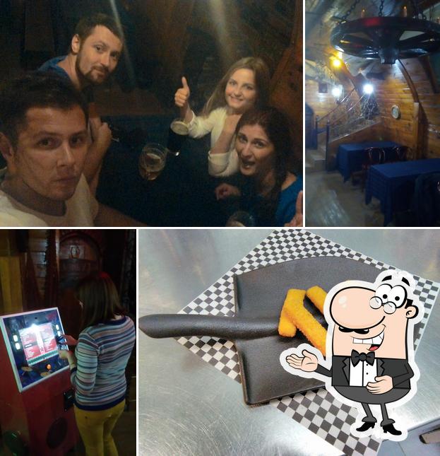 Взгляните на снимок паба и бара "Пинта"