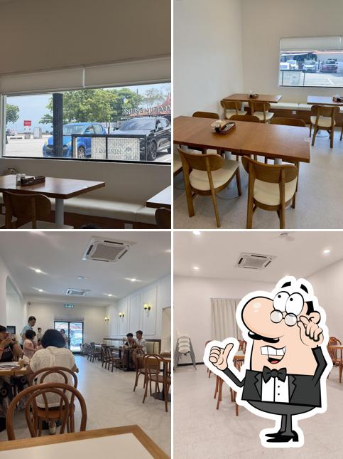 27 By The Sea (Robina)