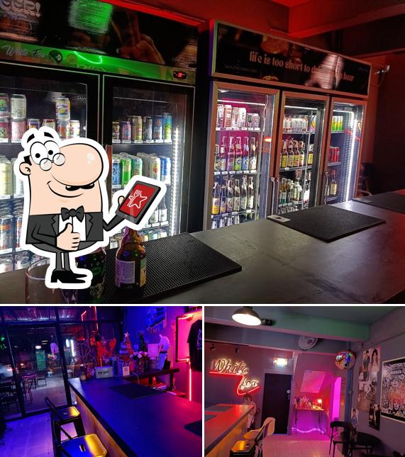 White Fox Bar