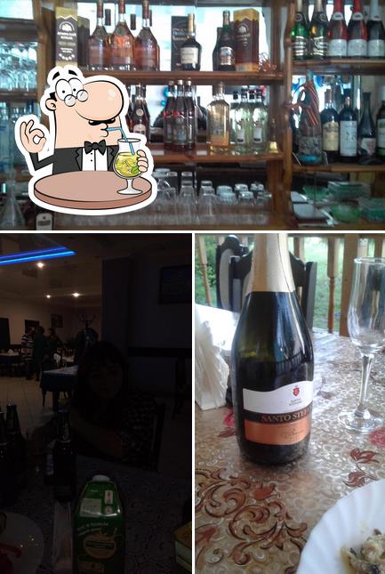 Напитки и барная стойка в Каспий