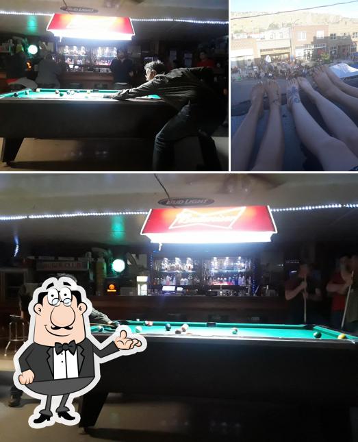 Regis Club