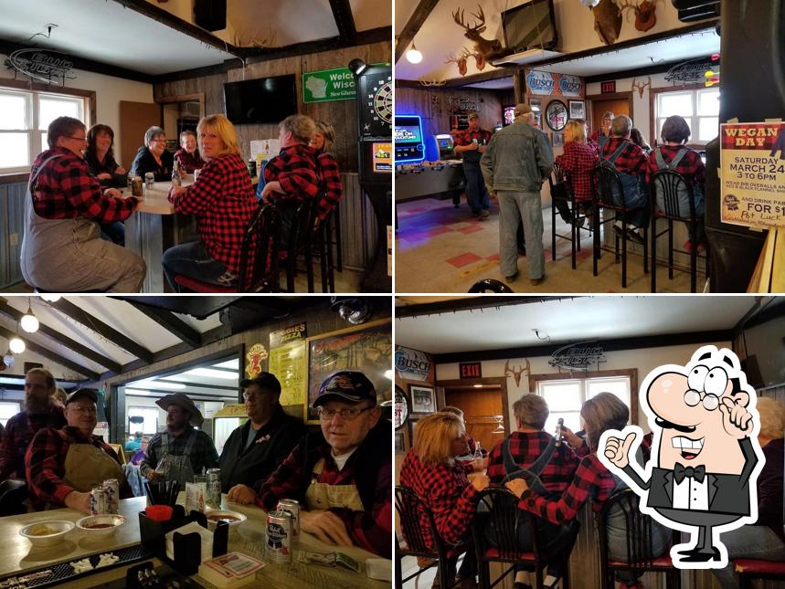 Buckhorn Bar & Grill