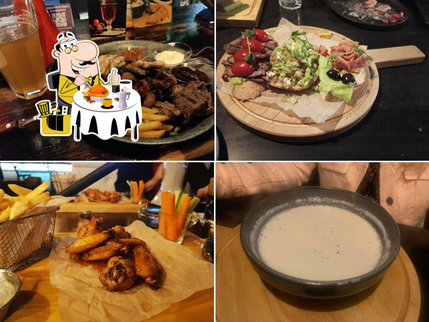 Еда в "Крыльях"