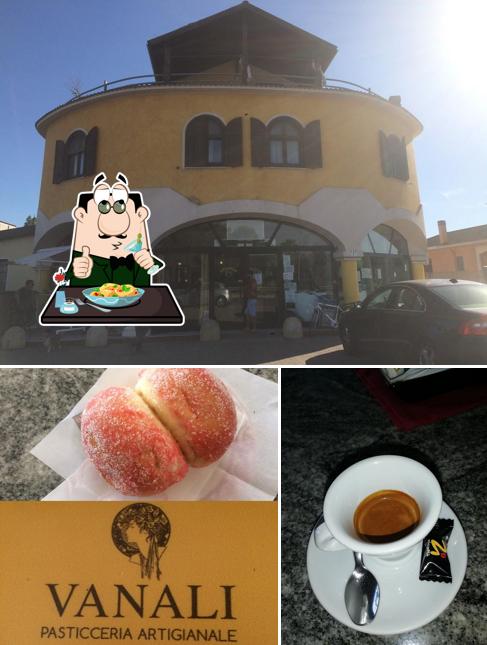 Arco Bar