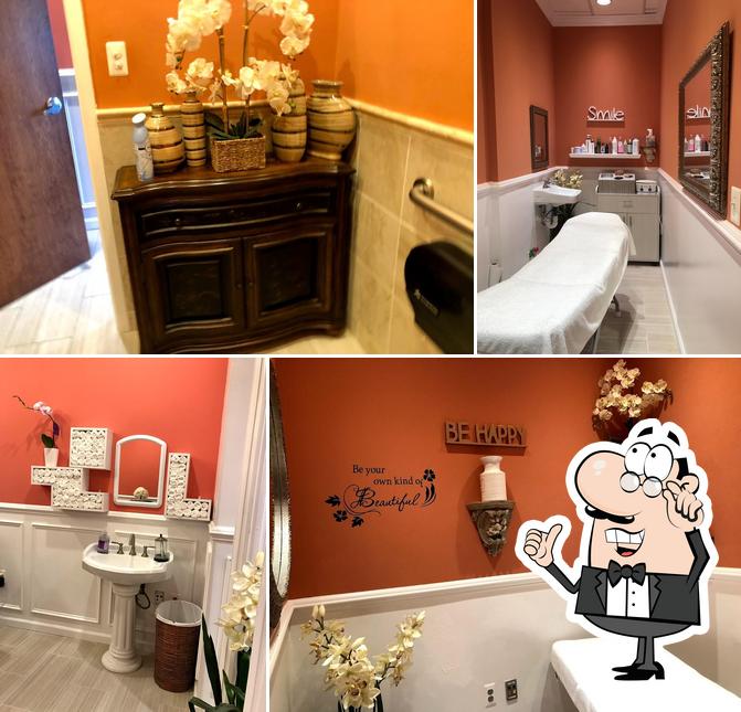 Golden Nail Salon