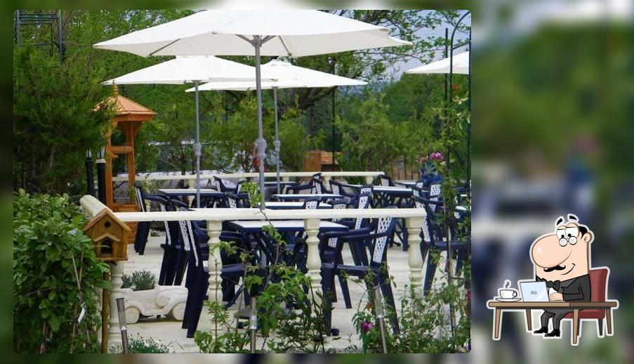 hotel restaurant
