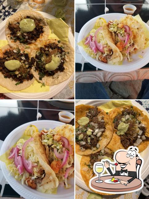 Tacos Los Plebes