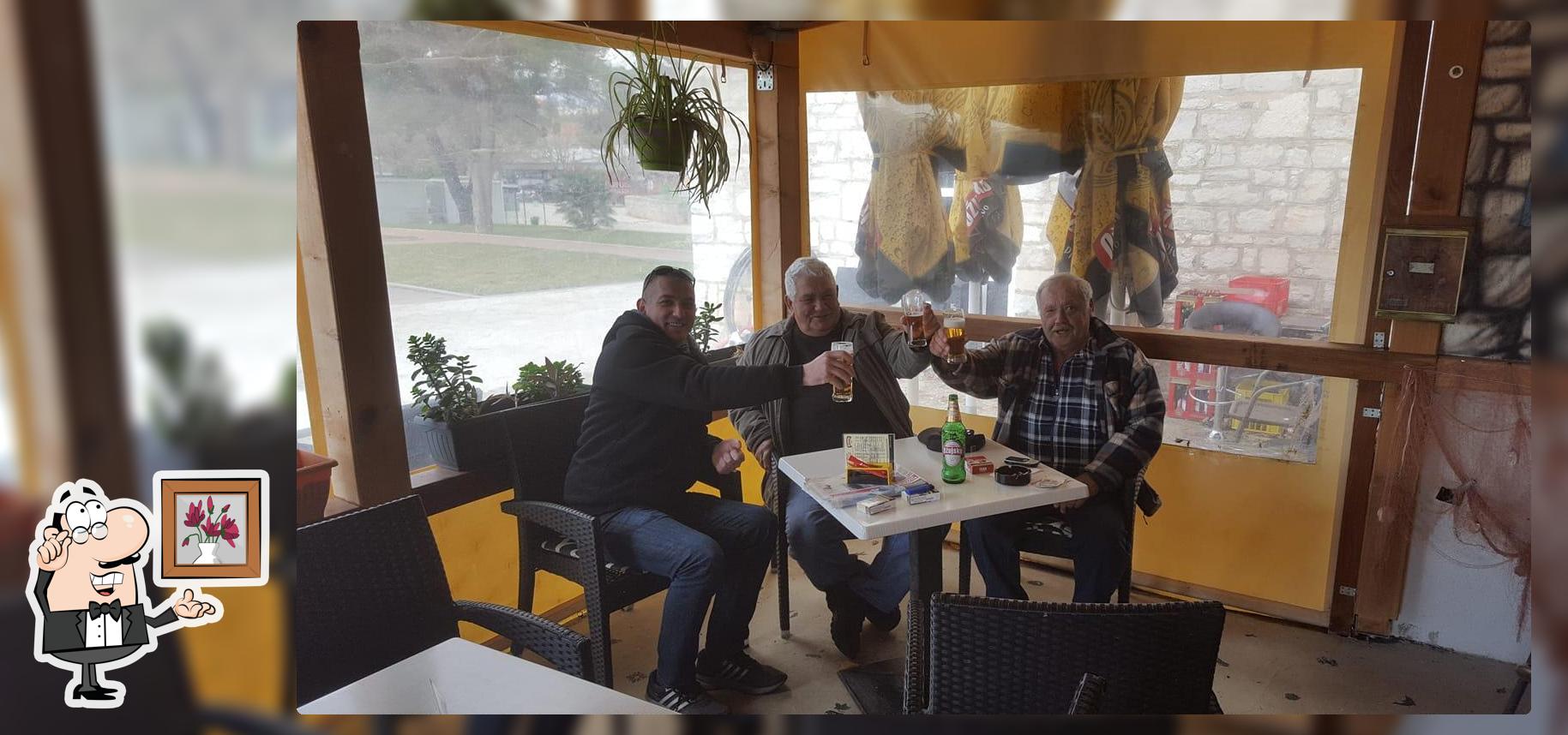 Caffe- bar Grohote