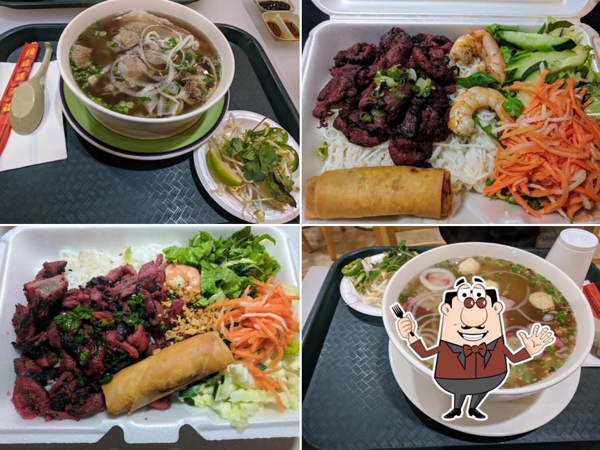 Pho(Located Inside HMART)